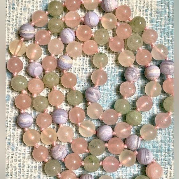 Vintage Natural Stone Beaded Necklace - Picture 1 of 4